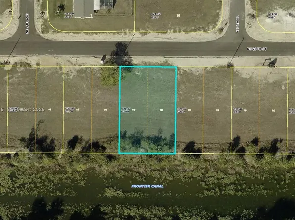906 NE 23rd Ter, Cape Coral, FL 33909