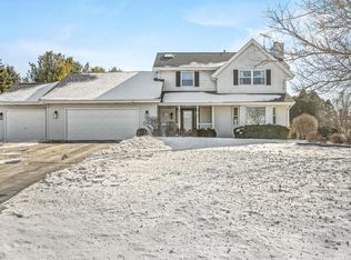 8629 Perth Ln, Caledonia, IL 61011