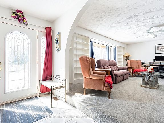 4th image of 706 James St