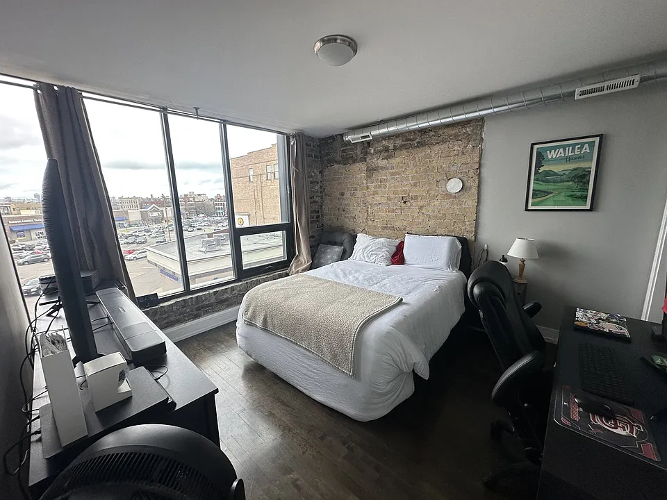 1308-10 N Milwaukee