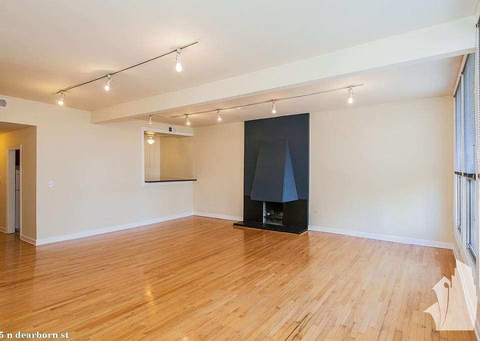 1st image of 1425 N Dearborn St #1416