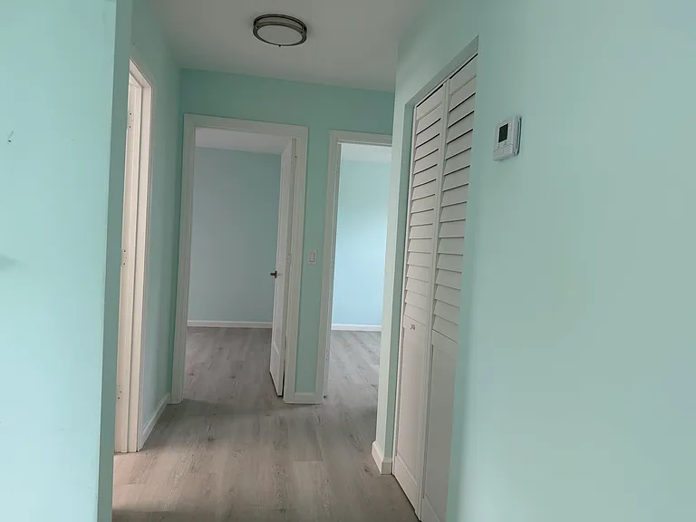 118 Sherwood Cir #8B — Photo 9