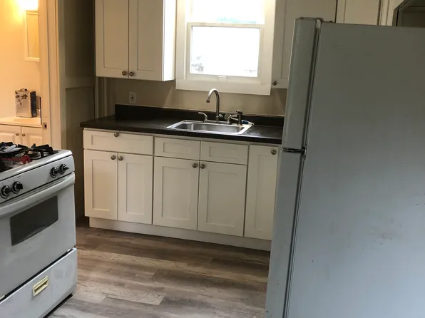 429 Ash St APT 1, Johnstown, PA 15902