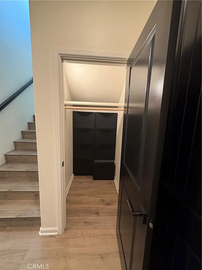 4 bed, 1776 sqft, $4,000 — Photo 3
