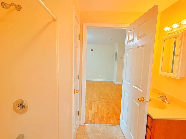 405 Main St #205 — Photo 24