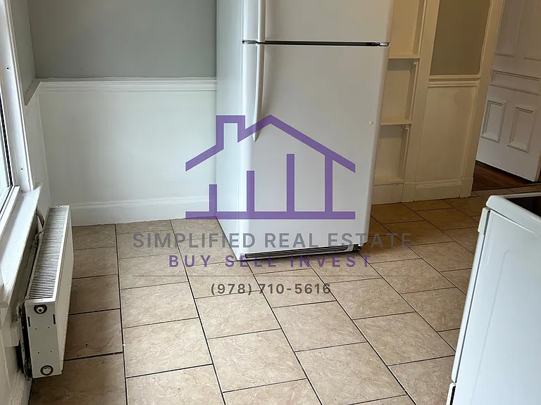 18 Laurel Ave #4 — Photo 3