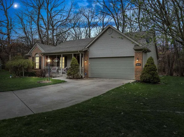 50719 Carrington Place Ct, South Bend, IN 46637