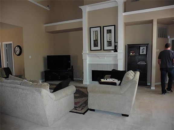 5th image of 1709 Chester Dr
