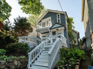 925 E Hamilton St, Milwaukee, WI 53202