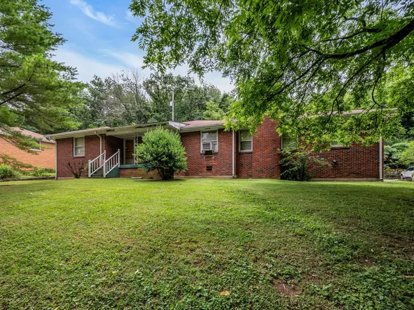 6443 Charlotte Road Cir, Nashville, TN 37209