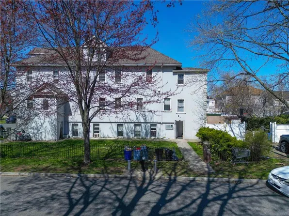 154 Weed Ave, Staten Island, NY 10306