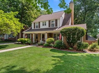 144 N 88th St, Wauwatosa, WI 53226