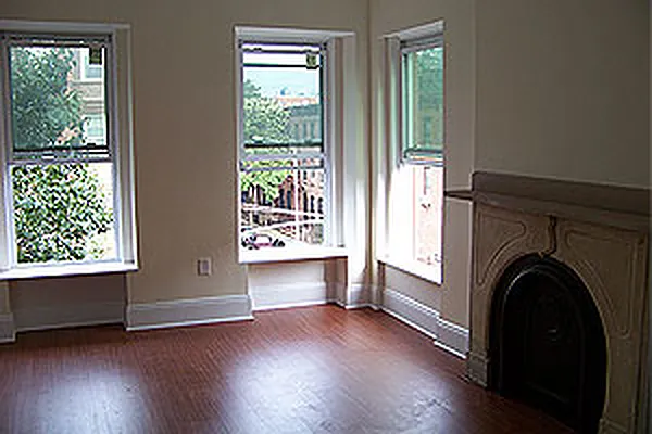 Rented by Urban View Realty | media 18