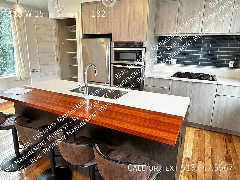 118 W 15th St #182 — Photo 2