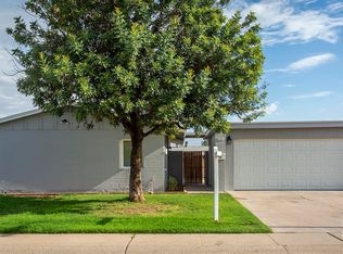 6137 W Crittenden Ln, Phoenix, AZ 85033