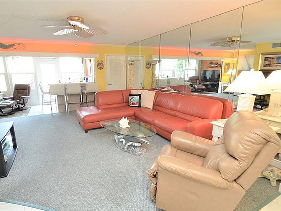 4th image of 661 Poinsettia Ave APT 107