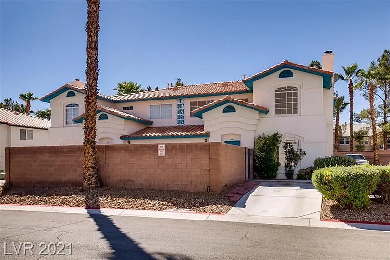 3 bed, 2.5 bath, 1408 sqft, $1,900 — Photo 4