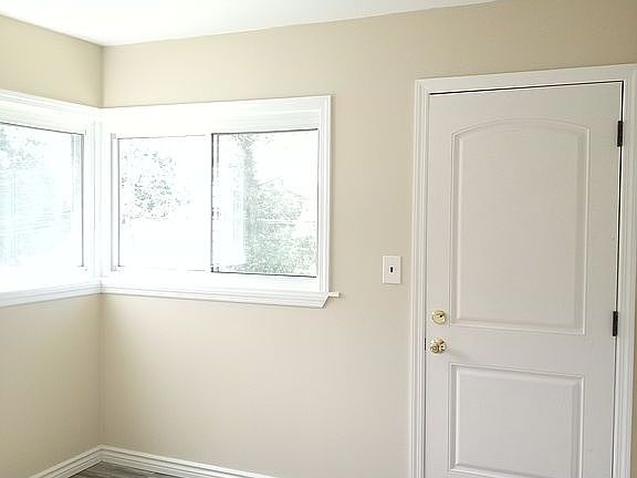 2nd image of 94 Mountaindale Rd