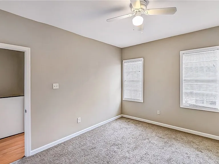 615 Price St — Photo 29