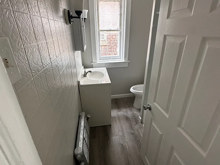 175 Rosemont Ave — Photo 12