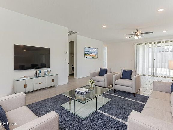 3rd image of 4565 W Hunter Trail San