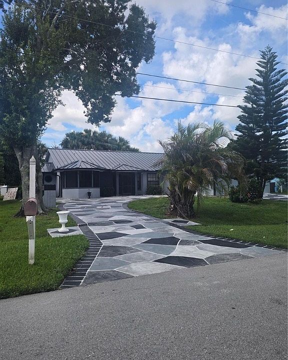 1st image of 4451 NW Alsace Ave