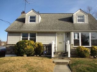 103 Boden Ave, Valley Stream, NY 11580