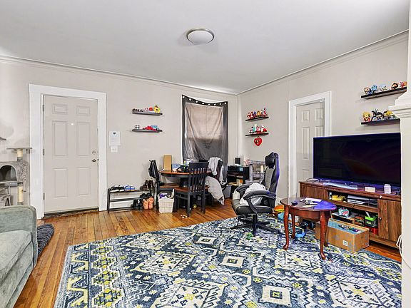 2nd image of 1246 Alpine Ave NW