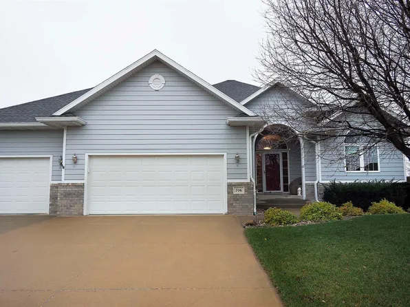 706 Prairie Blvd, Dakota Dunes, SD 57049