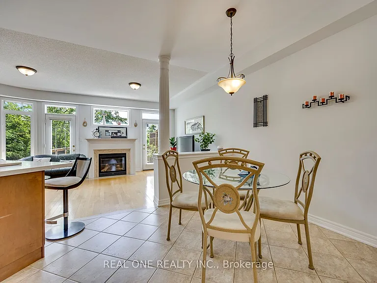 1126 Woodington Ln — Photo 13