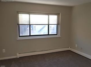 375A Harvard St APT 30A, Cambridge, MA 02138