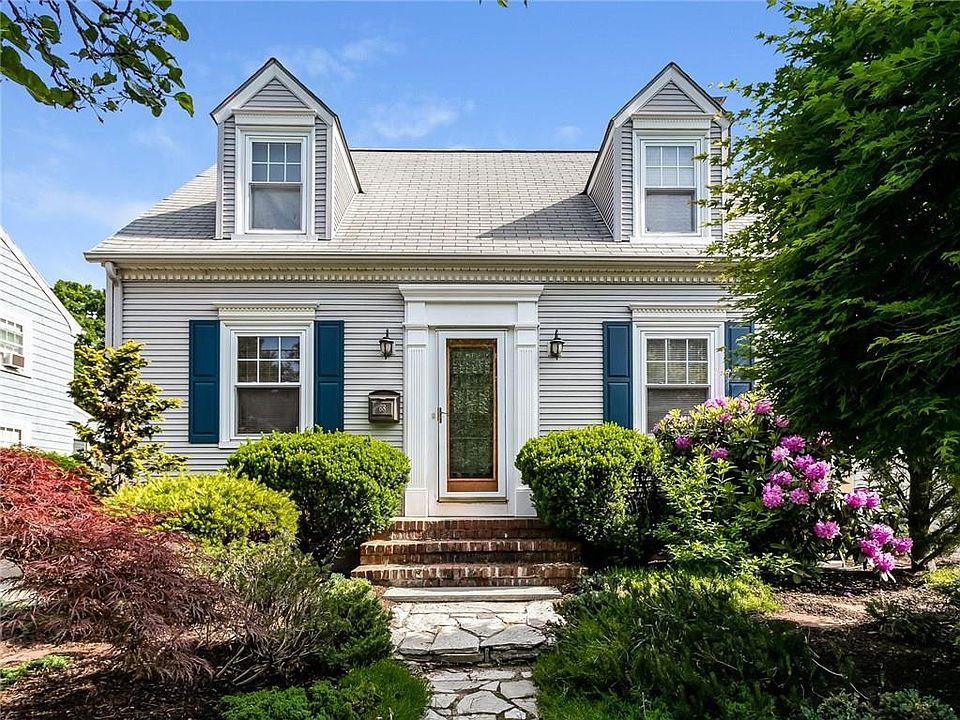 1st image of 68 Brookside Dr