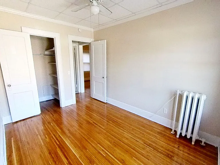 1625 East Ave — Photo 10