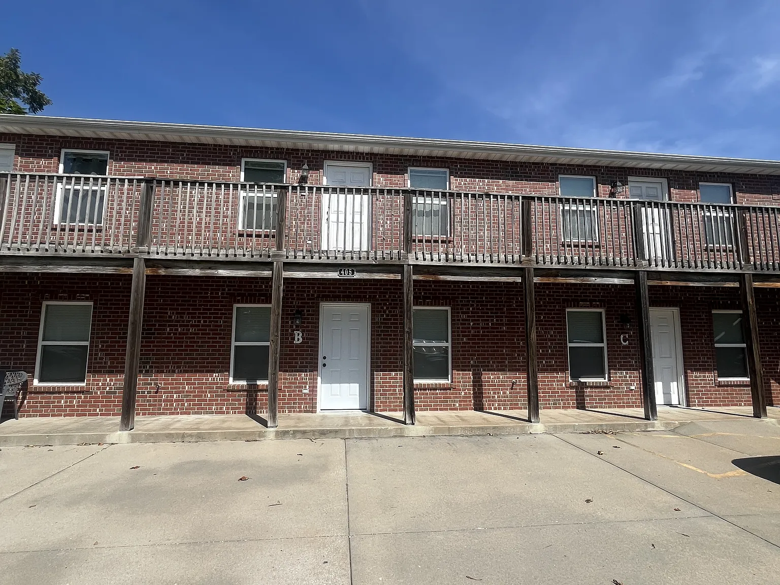 405 Broad Street - C — Photo 1