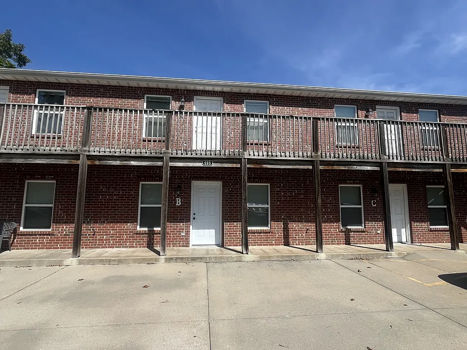 405 Broad St #C