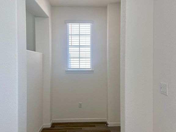 2nd image of 6224 Campus Pkwy