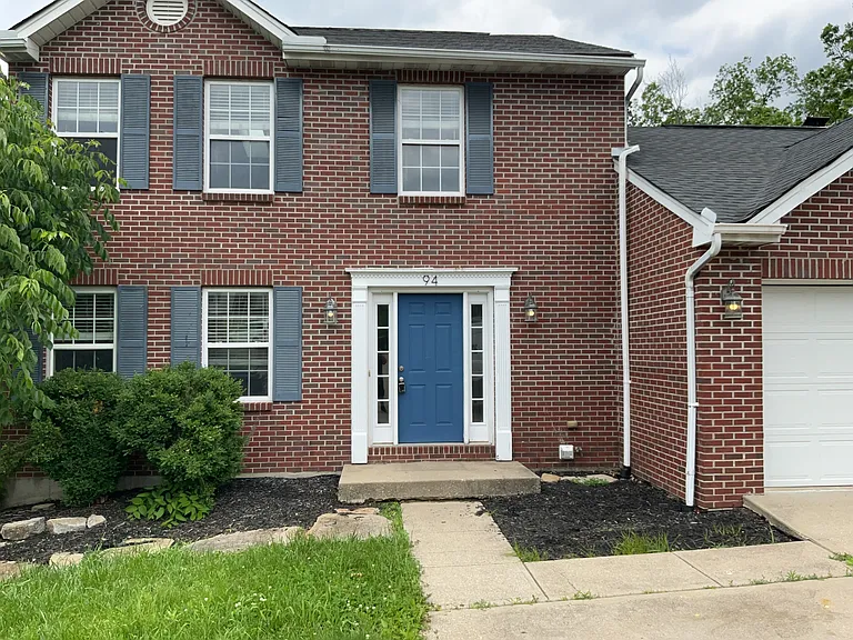 94 Fleming Dr — Photo 1
