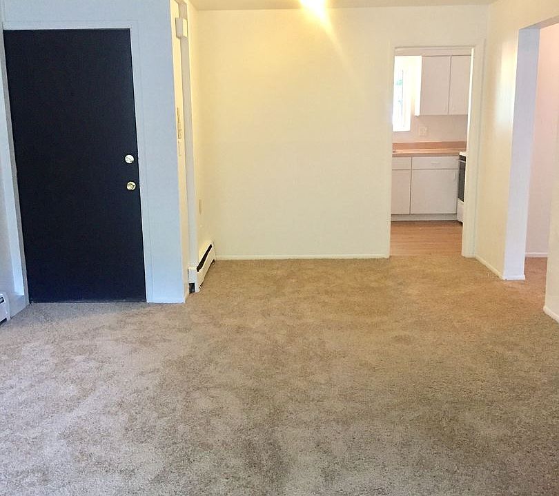 1st image of 1124 W Michigan Ave APT 15