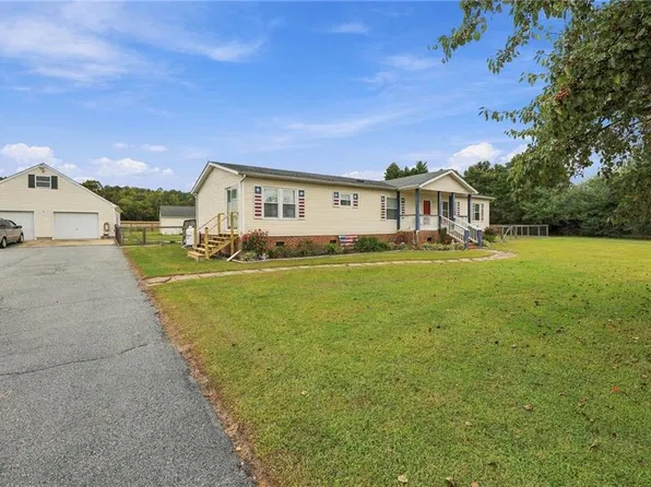 3357 White Marsh Rd, Suffolk, VA 23434