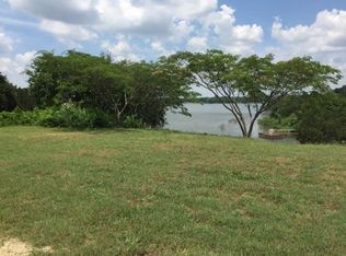 3235 Lakeside Dr, Granbury, TX 76048
