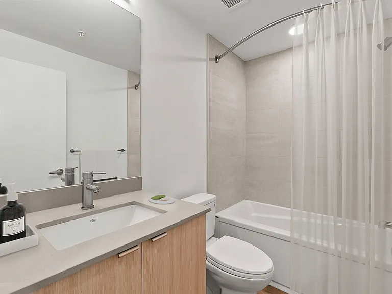3795 Lakeshore Rd — Photo 71