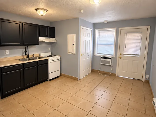 514 S Beveridge St #A, Carbondale, IL 62901