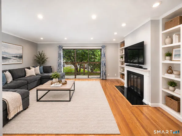 237 Strawberry Hill Avenue #37, Stamford, CT 06902