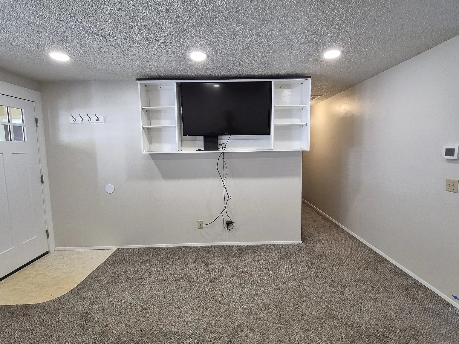 2 bed, 760 sqft, $1,950 — Photo 4