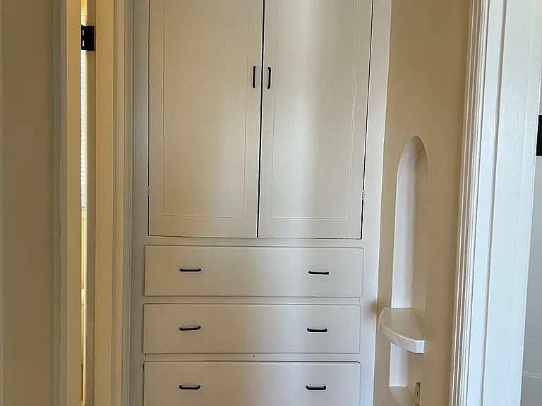 2214 D St #1 — Photo 8
