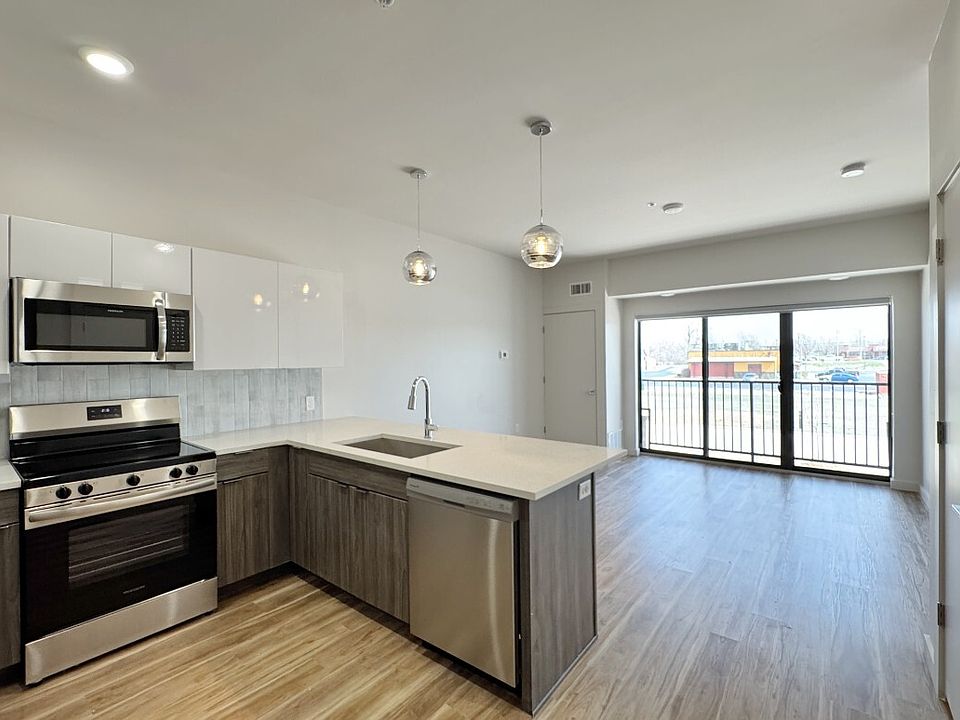 1st image of 1677 Midtown Pl #18136047