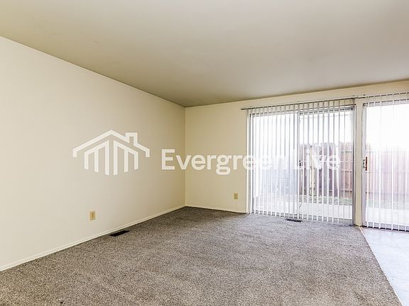 5th image of 7572 Mount Hood Dr