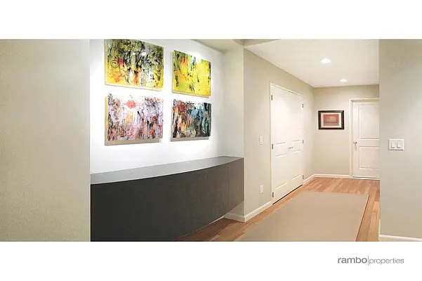 Sold by R New York | media 2