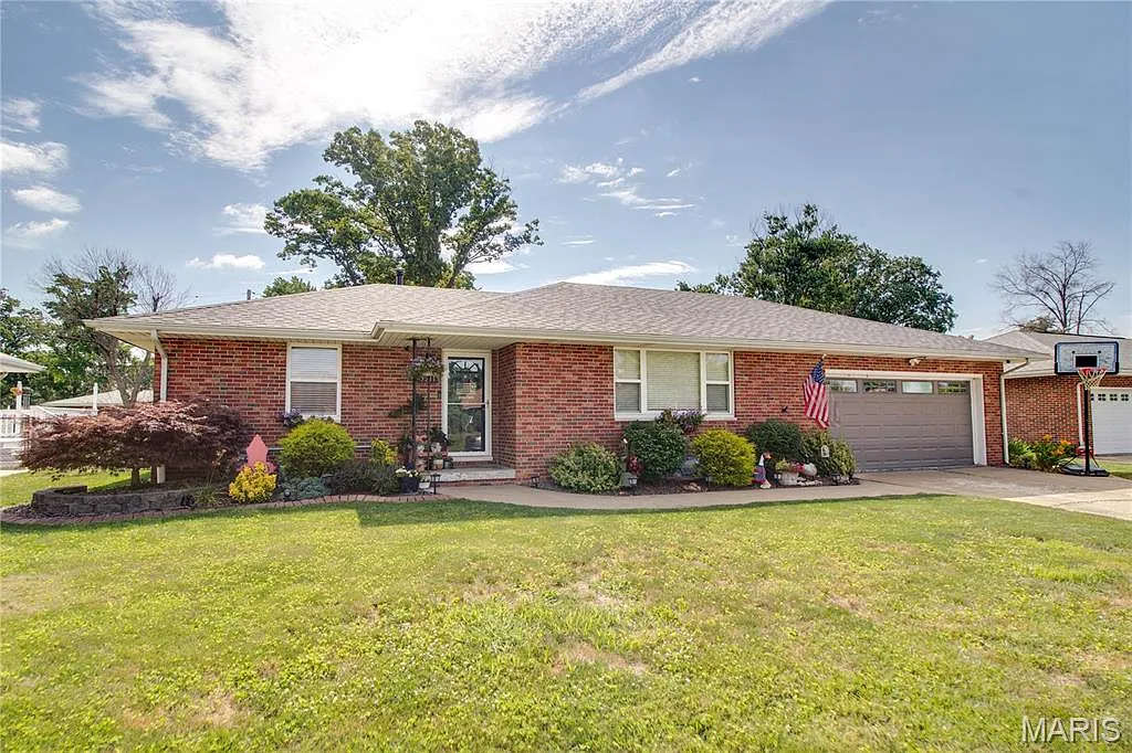 5511 Ladue Dr photo 1