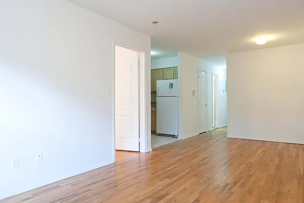 Rented by Dream Space Realty | media 14